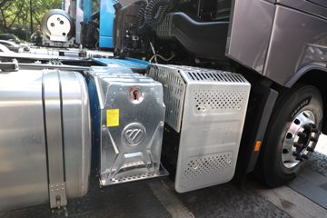 ���� ŷ��EST �ǻ԰� ������ 620���� 6X4 AMT�Զ���ǣ����(BJ4259Y6DHL-13)ͼƬ