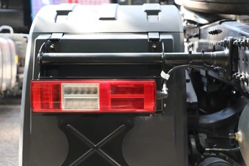 ���� ŷ��EST �ǻ԰� ������ 620���� 6X4 AMT�Զ���ǣ����(BJ4259Y6DHL-13)ͼƬ