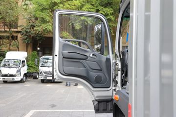 ���� ŷ��R proϵ 260���� 9.78��AMT�Զ�����ʽ�ػ���ͼƬ