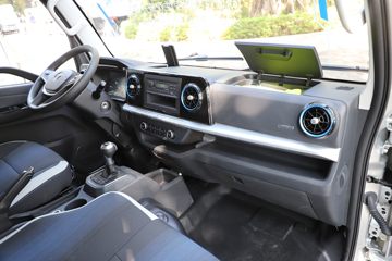 ���� ŷ����Xpro 158���� 4.14��AMT�Զ���������ʽ�Ῠ(BJ5044XXY-3A)ͼƬ