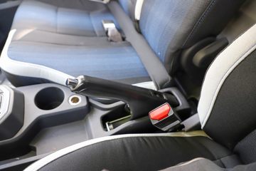 ���� ŷ����Xpro 158���� 4.14��AMT�Զ���������ʽ�Ῠ(BJ5044XXY-3A)ͼƬ