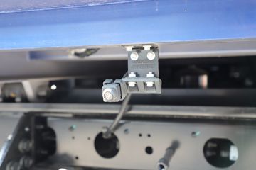 �������� ����ES3 Pro 151���� 4X2 3.5����ж��ͼƬ