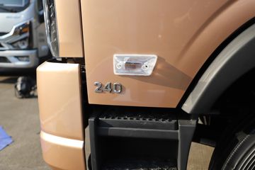 �������� ʥ��ES5 Pro 240���� 6X2 6.8�������ػ���ͼƬ