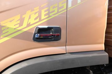 �������� ʥ��ES5 Pro 240���� 6X2 6.8�������ػ���ͼƬ