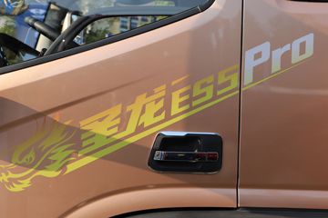 �������� ʥ��ES5 Pro 240���� 6X2 6.8�������ػ���ͼƬ