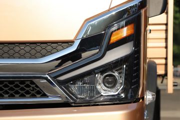 �������� ʥ��ES5 Pro 240���� 6X2 6.8�������ػ���ͼƬ