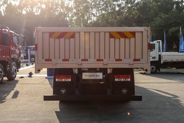 �������� ʥ��ES5 Pro 240���� 6X2 6.8�������ػ���ͼƬ