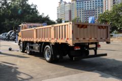 福田瑞沃 圣龙ES5 Pro 240马力 6X2 6.8米栏板载货车(BJ1244VNPFB-01)