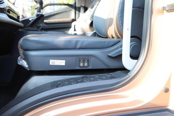 �������� ʥ��ES5 Pro 240���� 6X2 6.8�������ػ���ͼƬ
