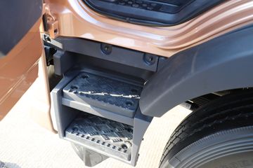 圣龙ES5 Pro&nbsp;载货车驾驶室                                               图片