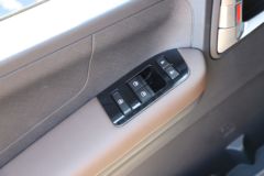 福田瑞沃 圣龙ES5 Pro 240马力 6X2 6.8米栏板载货车(BJ1244VNPFB-01)