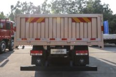 福田瑞沃 圣龙ES5 Pro 240马力 6X2 6.8米栏板载货车(BJ1244VNPFB-01)