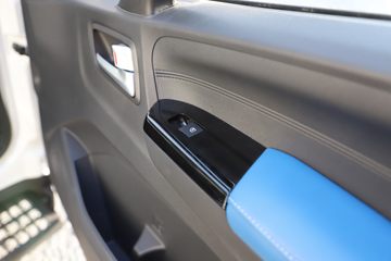 ŷ���� ����ES1 4.5T 4.14�׵��Ż���ʽ���綯��ʽ�Ῠ100.46kWh
ͼƬ