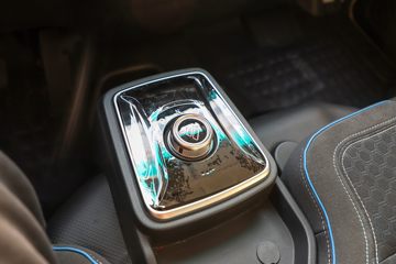 ŷ���� ����ES1 4.5T 4.14�׵��Ż���ʽ���綯��ʽ�Ῠ100.46kWh
ͼƬ