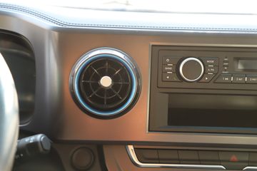 ŷ���� ����ES1 4.5T 4.14�׵��Ż���ʽ���綯��ʽ�Ῠ100.46kWh
ͼƬ