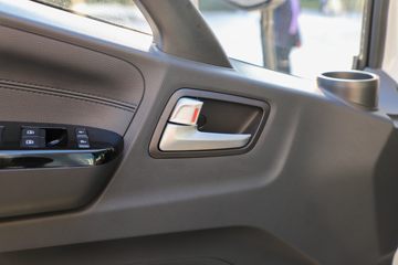 ŷ���� ����ES1 4.5T 4.14�׵��Ż���ʽ���綯��ʽ�Ῠ100.46kWh
ͼƬ