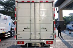 欧马可 智蓝ES1 4.5T 4.14米单排换电式纯电动厢式轻卡100.46kWh
