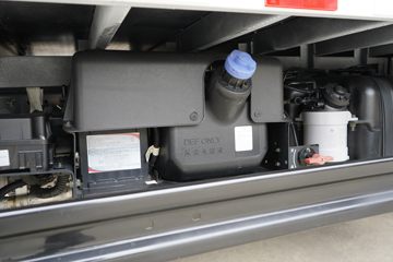 HL 4.5T 4.14׵Ųʽ϶ʽῨ()(BJ5045XXYPHEV2)14.016kWhͼƬ