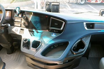  ŷ 580 6X4 LNGԶǣ(BJ4259L6DLL-05)ͼƬ