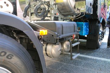  ŷ 580 6X4 LNGԶǣ(BJ4259L6DLL-05)ͼƬ