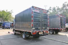 福田 时代领航S1 2.0L 144马力 汽油 4.15米单排厢式小卡(国六)