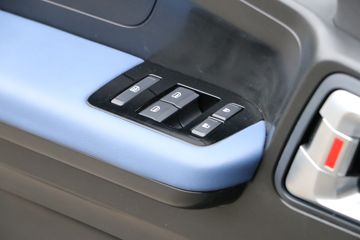 ���� ʱ���캽��G 172���� 4.17�׵��������ῨͼƬ