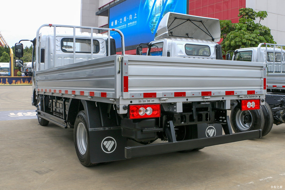 福田奥铃新捷运 147马力 CNG轻卡 万里扬6挡 城配优选