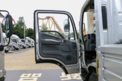 福田 奥铃新捷运 2.0L 147马力 CNG 4.17米单排栏板轻卡(万里扬6档)