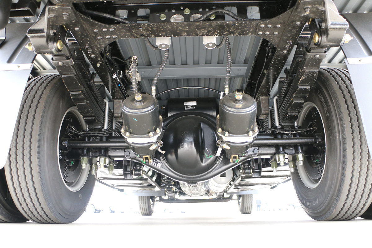 福田奥铃新捷运 147马力 CNG轻卡 万里扬6挡 城配优选