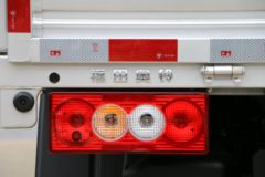 福田 奥铃新捷运 2.0L 147马力 CNG 4.17米单排栏板轻卡(万里扬6档)