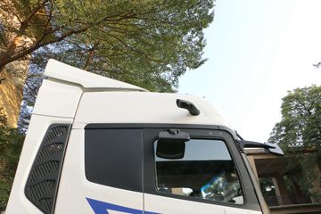 ���� ŷ������ 6X4 ���綯ǣ����513kWhͼƬ