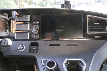 ���� ŷ������ 6X4 ���綯ǣ����513kWhͼƬ