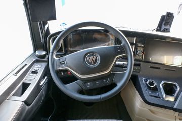 ���� ŷ������ 6X4 ���綯ǣ����513kWhͼƬ