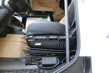 ���� ŷ������ 6X4 ���綯ǣ����513kWhͼƬ