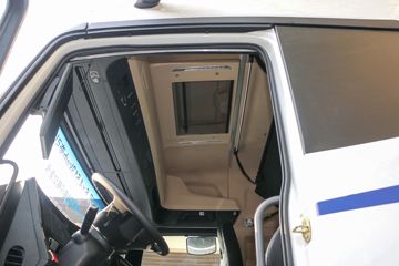 ���� ŷ������ 6X4 ���綯ǣ����513kWhͼƬ