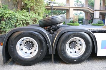 ���� ŷ������ 6X4 ���綯ǣ����513kWhͼƬ