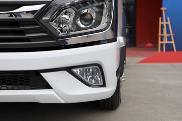 �������V�� 2L CNG 144���� ����5�� 3.815�׵�������΢��ͼƬ