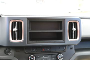 �������V�� 2L CNG 144���� ����5�� 3.815�׵�������΢��ͼƬ