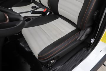 �������V�� 2L CNG 144���� ����5�� 3.815�׵�������΢��ͼƬ