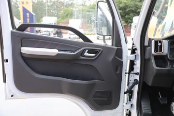 �������V�� 2L CNG 144���� ����5�� 3.815�׵�������΢��ͼƬ