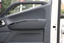 奥铃新捷运&nbsp;冷藏车驾驶室图片