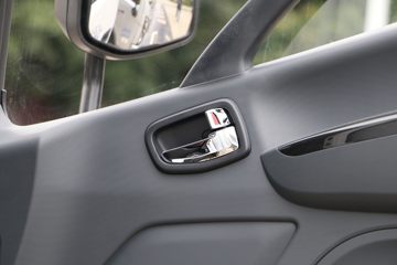 ���� �����½��� �ഺ�޵а� 146���� 4X2 4.085����س�(BJ5048XLC8JEA-AB9)ͼƬ