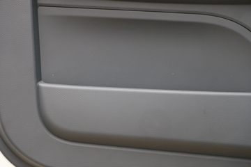 ���� �����½��� �ഺ�޵а� 146���� 4X2 4.085����س�(BJ5048XLC8JEA-AB9)ͼƬ