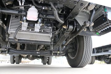 ���� �����½��� �ഺ�޵а� 146���� 4X2 4.085����س�(BJ5048XLC8JEA-AB9)ͼƬ