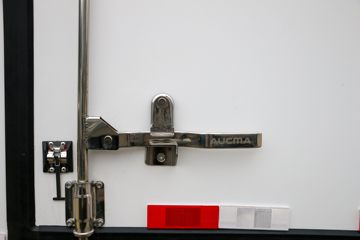 ���� �����½��� �ഺ�޵а� 146���� 4X2 4.085����س�(BJ5048XLC8JEA-AB9)ͼƬ