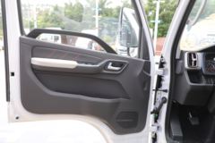 福田 奥铃M卡 132马力 3.19米双排栏板小卡(气刹)(宽轮距)(BJ1044V9ABA-AB1)