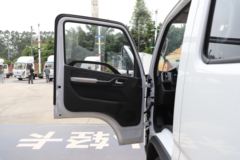 福田 奥铃M卡 132马力 3.19米双排栏板小卡(气刹)(宽轮距)(BJ1044V9ABA-AB1)