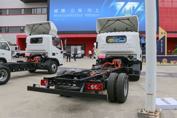 ������� ����EL-Plus 4.5T 4.14�׵��Ŵ��綯��ʽ�Ῠ(����)100.46kWhͼƬ