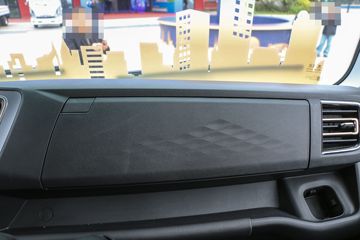 ������� ����EL-Plus 4.5T 4.14�׵��Ŵ��綯��ʽ�Ῠ(����)100.46kWhͼƬ