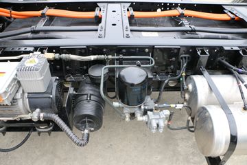 ������� ����EL-Plus 4.5T 4.14�׵��Ŵ��綯��ʽ�Ῠ(����)100.46kWhͼƬ